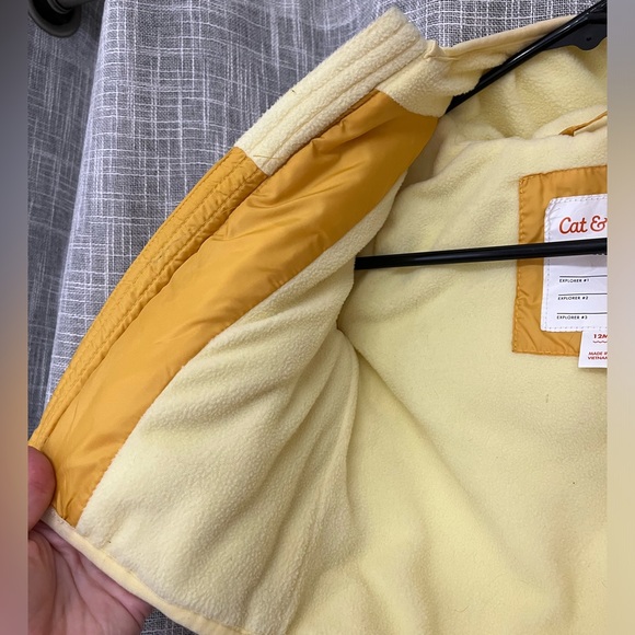 Cat and Jack Snow jacket 12m - Picture 2 of 9